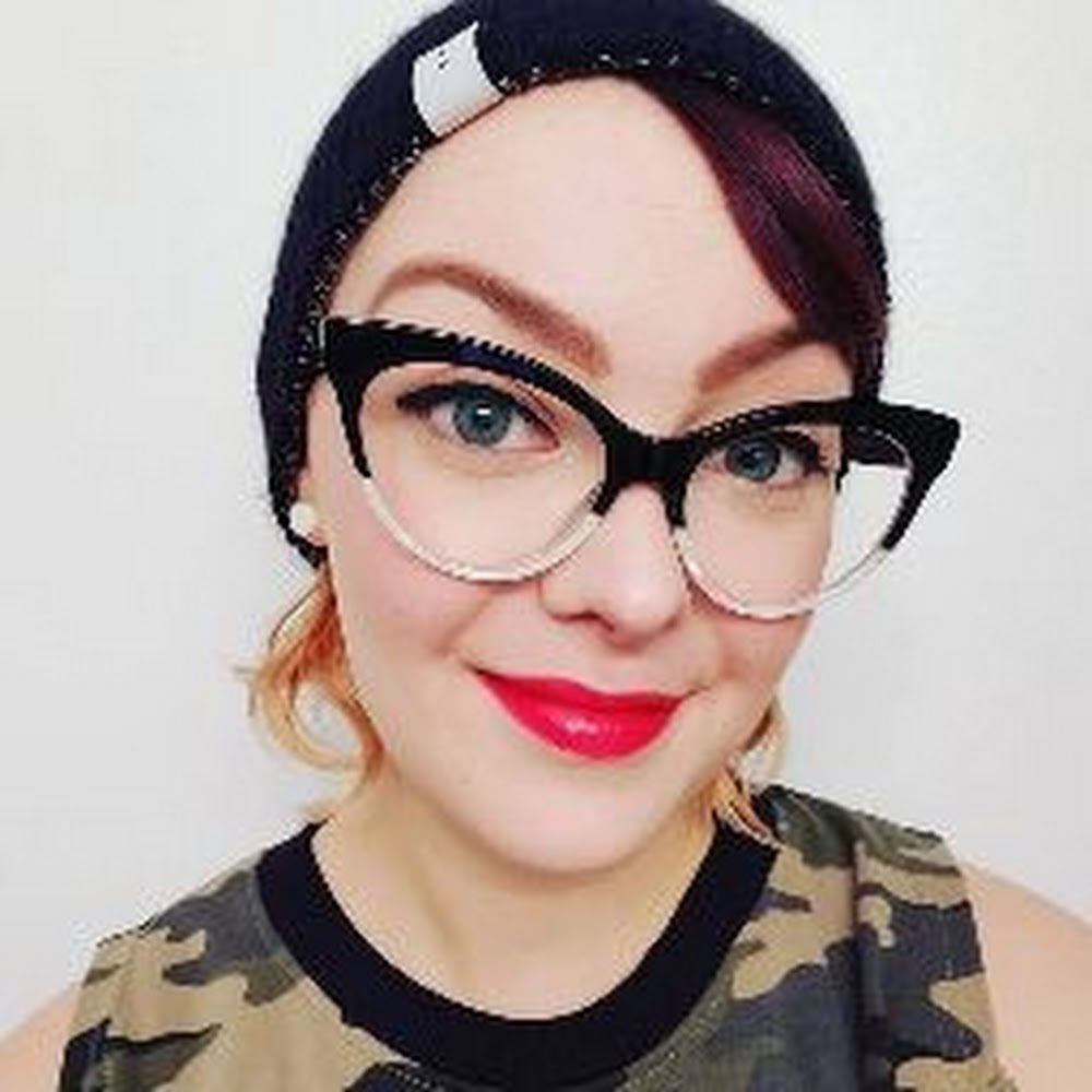 Meet your Posher, Carmen